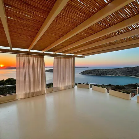 בית הארחה Meltemi Retreat