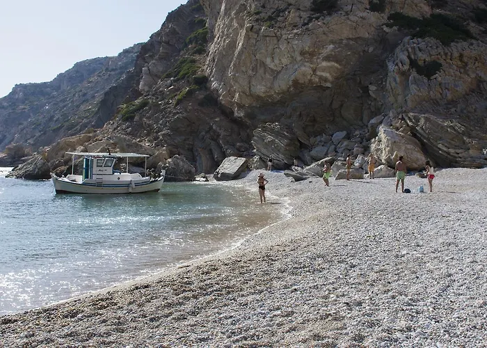 Maison d'hôtes Meltemi Retreat Irakleia (Naxos)